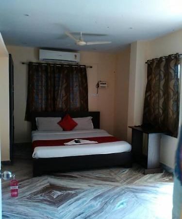 شقة Sunshine Castle- Gachibowli حيدر أباد المظهر الخارجي الصورة