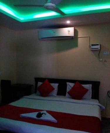 شقة Sunshine Castle- Gachibowli حيدر أباد المظهر الخارجي الصورة